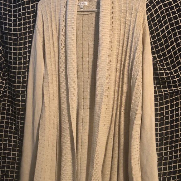 Cream Color cardigan long sleeve - Picture 4 of 5